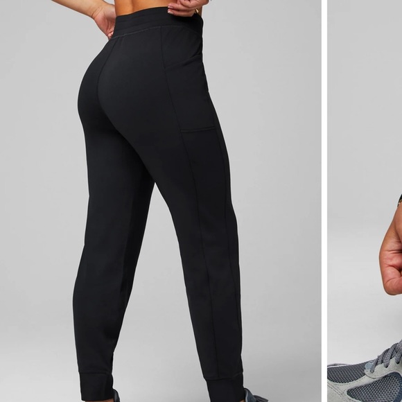 Fabletics On-The-Go Cold Weather Joggers Size XXS Regular - Picture 2 of 4